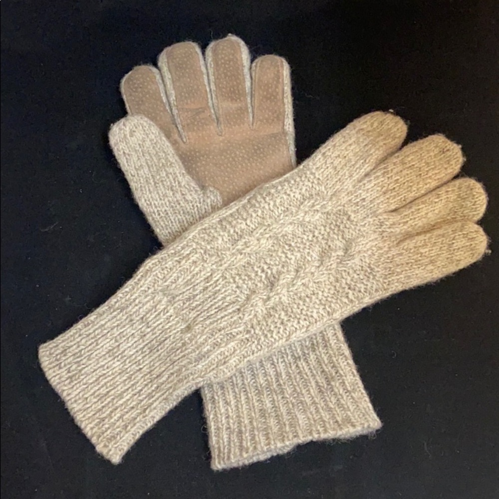 Khaki Knit Gloves